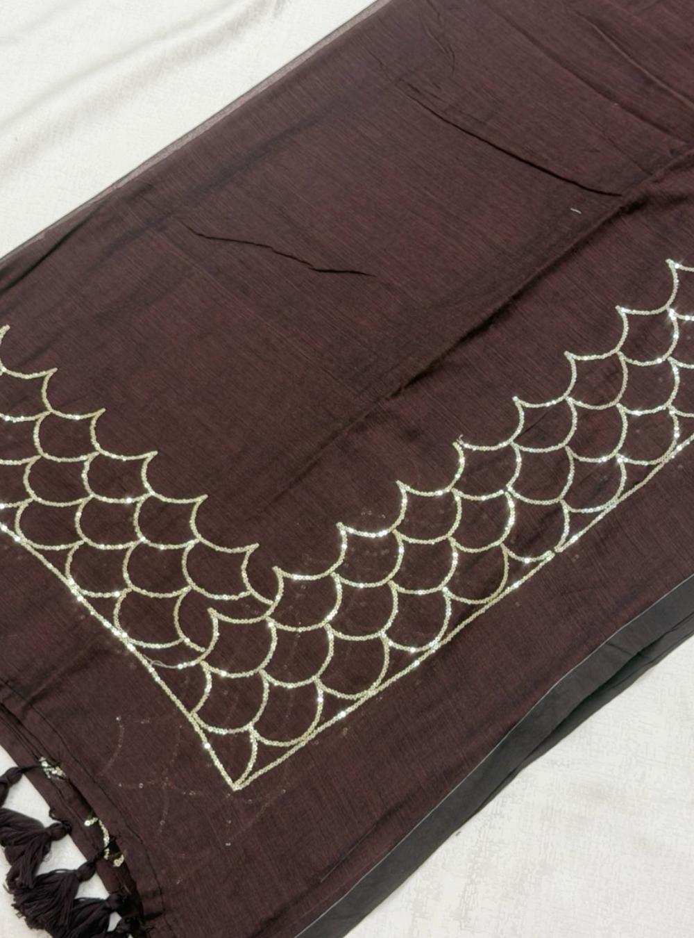 120 Count Mul Cotton Saree – Chocolate Brown with Silver Scallop Border